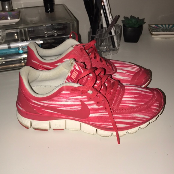 Nike Shoes - Nike free run 5.0
